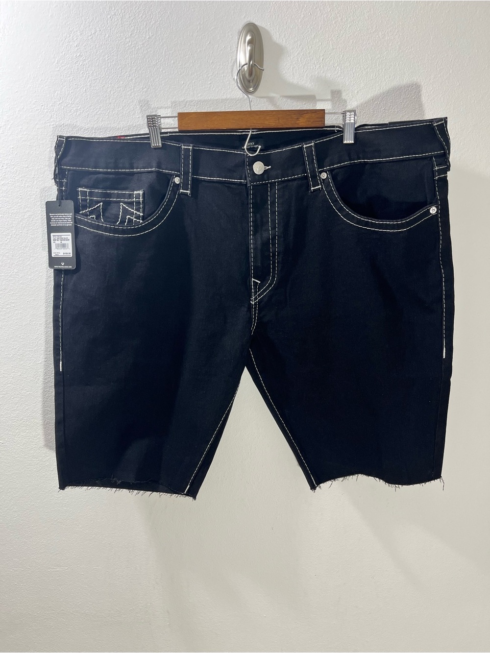 TRUE RELIGION Ricky Relax Stretch  Big T Raw Hem Rinse Black Shorts NWT 46 $159